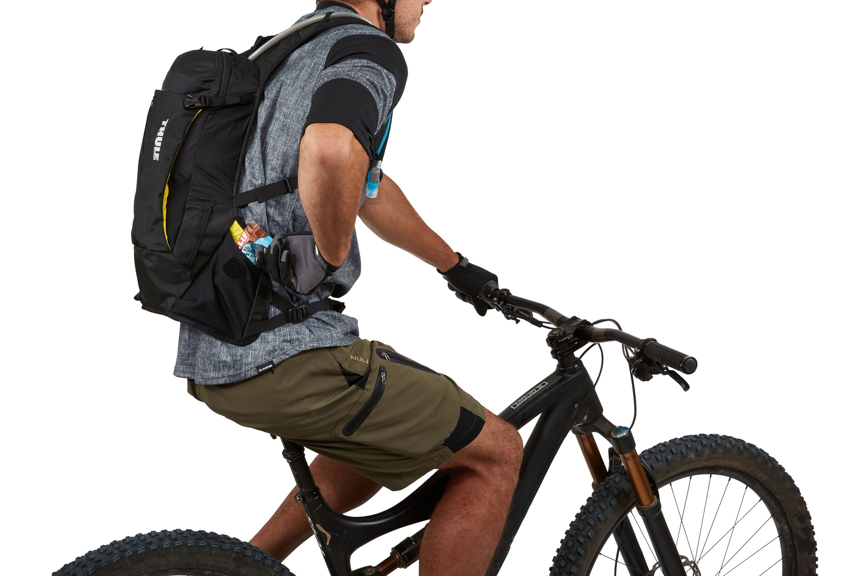 Thule Vital 8L Black 3204154