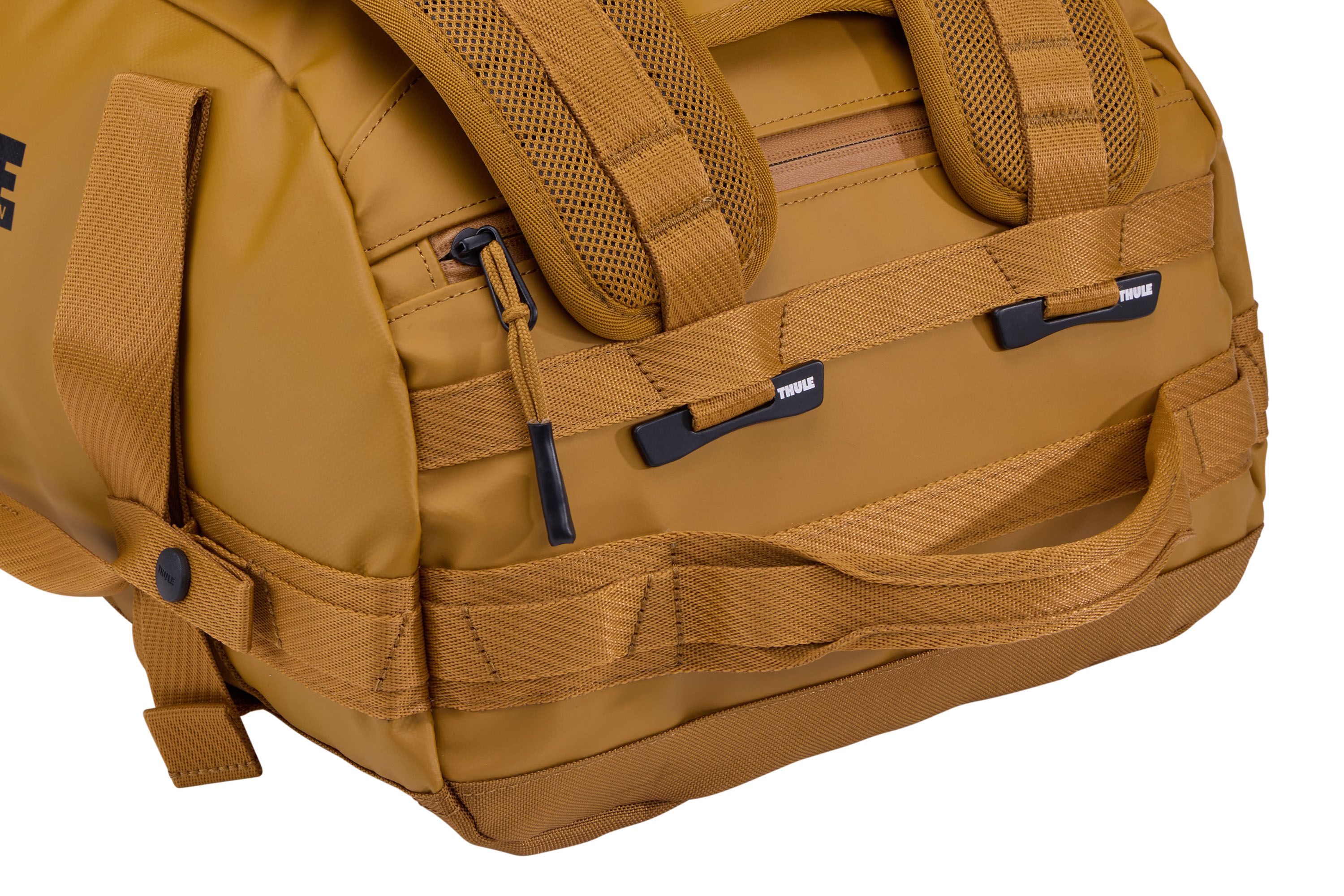 Thule Chasm 30L duffel
