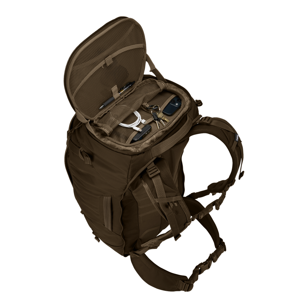 Thule Landmark 70L travel pack deep khaki