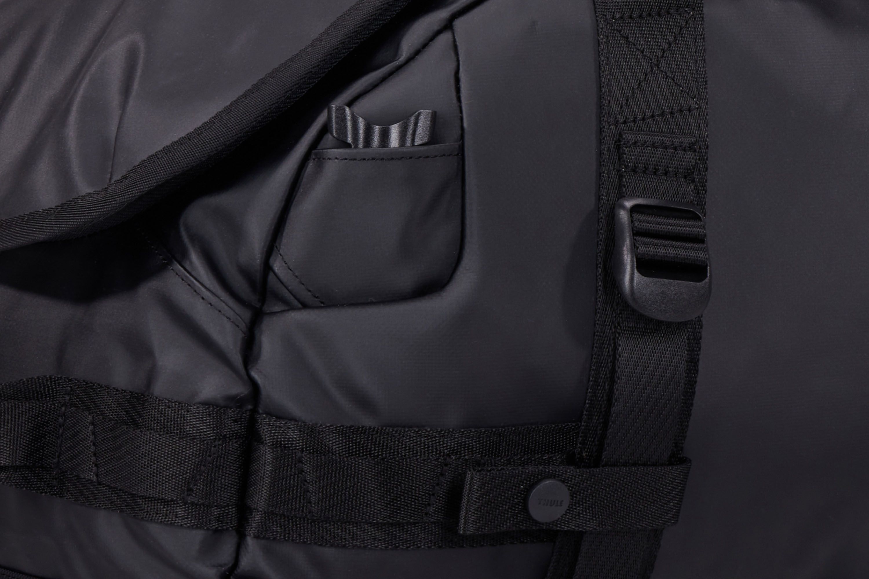 Thule Chasm 40L duffel