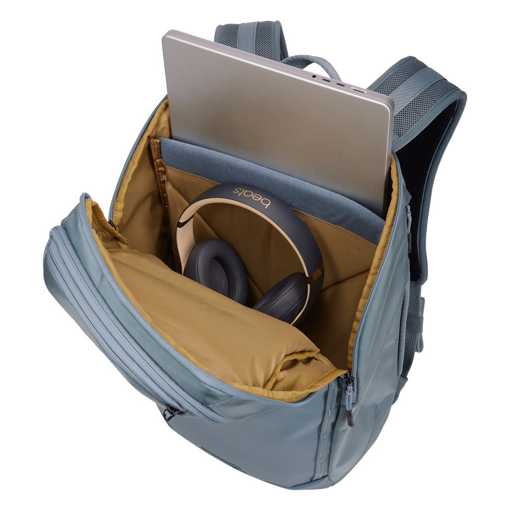 Thule Chasm laptop backpack 26L Pond