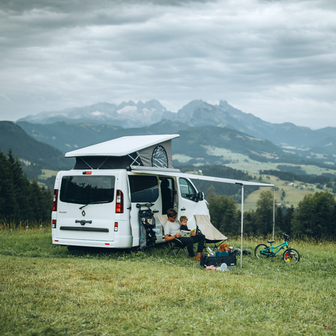 Thule 3200 roll-up box awning 3.00m anodised gray